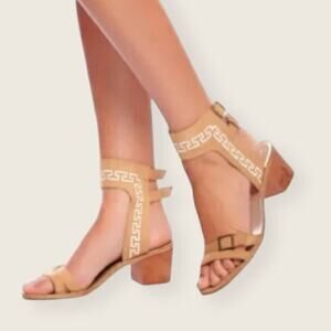 LNWOB | Anthropologie | Plomo Raquel | Embroidered Suede | Camel | 9 USA 39 EUR